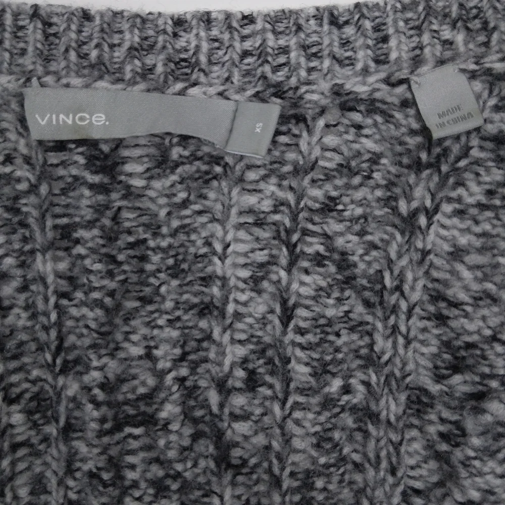 Vince V-Neck Chunky Knit Sweater in Heathered Grey Size XS - Picture 6 of 9
